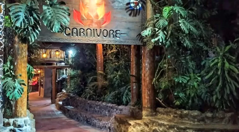 Carnivore entrance